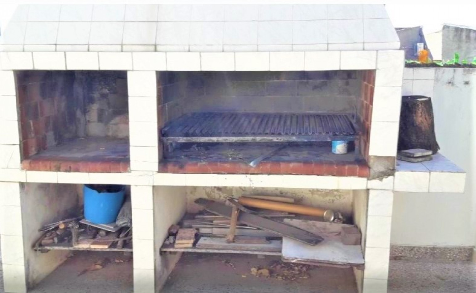 CASA CON LOCAL/DEPOSITO /( RETASAD0)