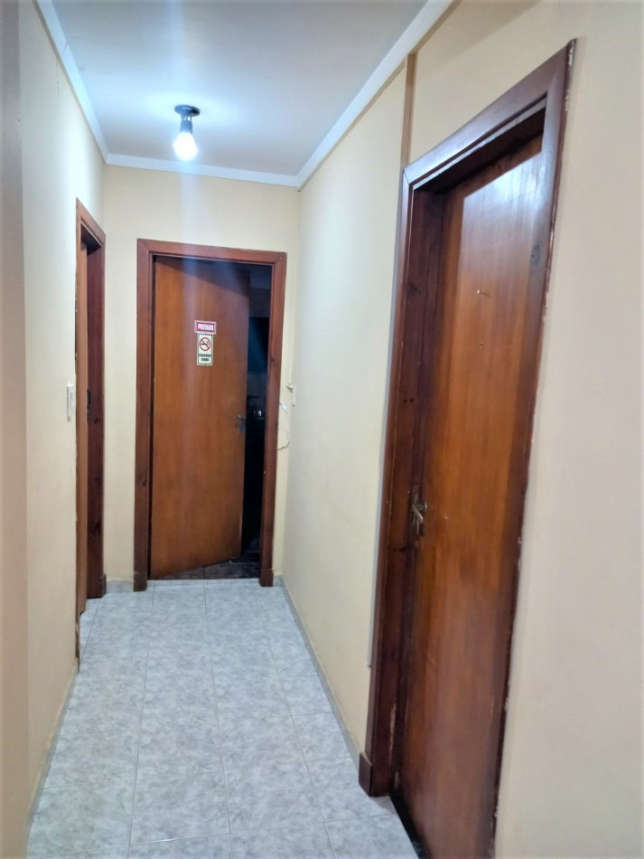 PANADERIA FUNCIONANDO CON LOCAL, MAS DOS DEPARTAMENTOS EN PLANTA ALTA DE TRES AMBIENTES, VENTA EN BLOCK EN NECOCHEA