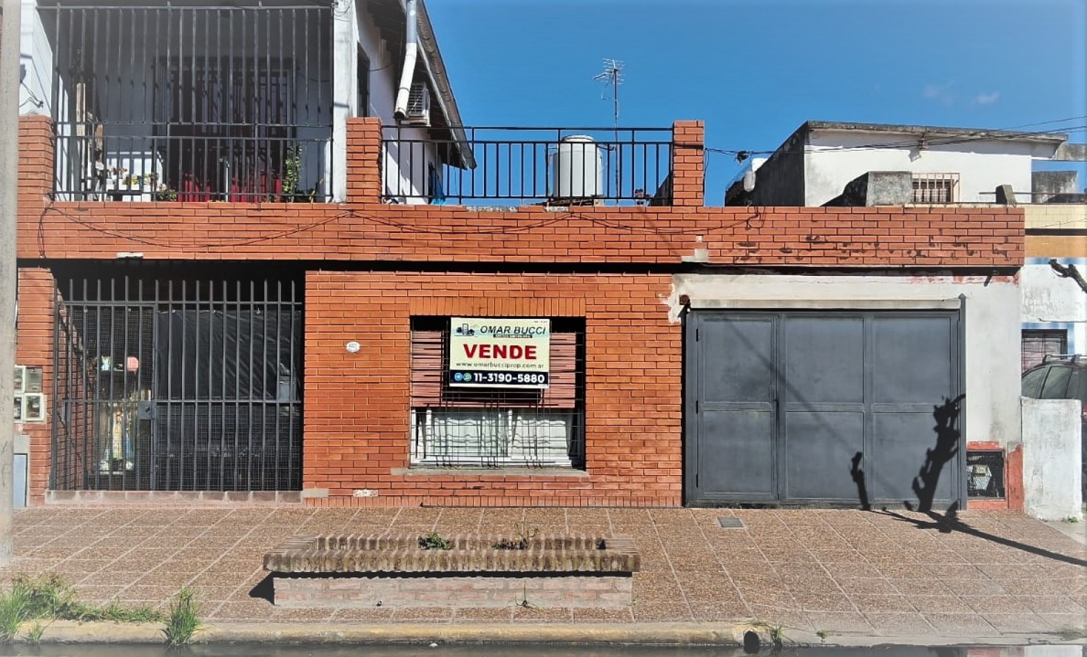 CASA DE TRES AMBIENTES Y MAS... EN SAN JUSTO