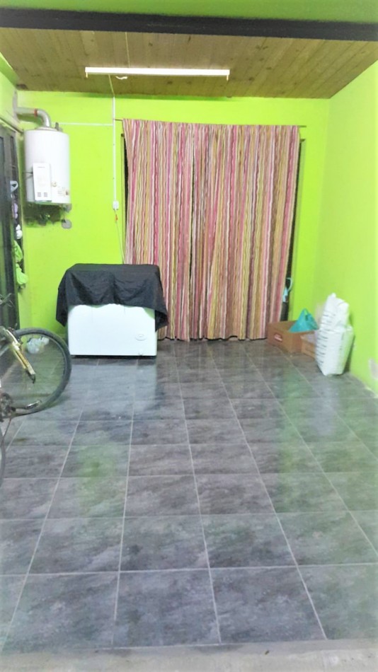 CASA DE TRES AMBIENTES Y MAS... EN SAN JUSTO