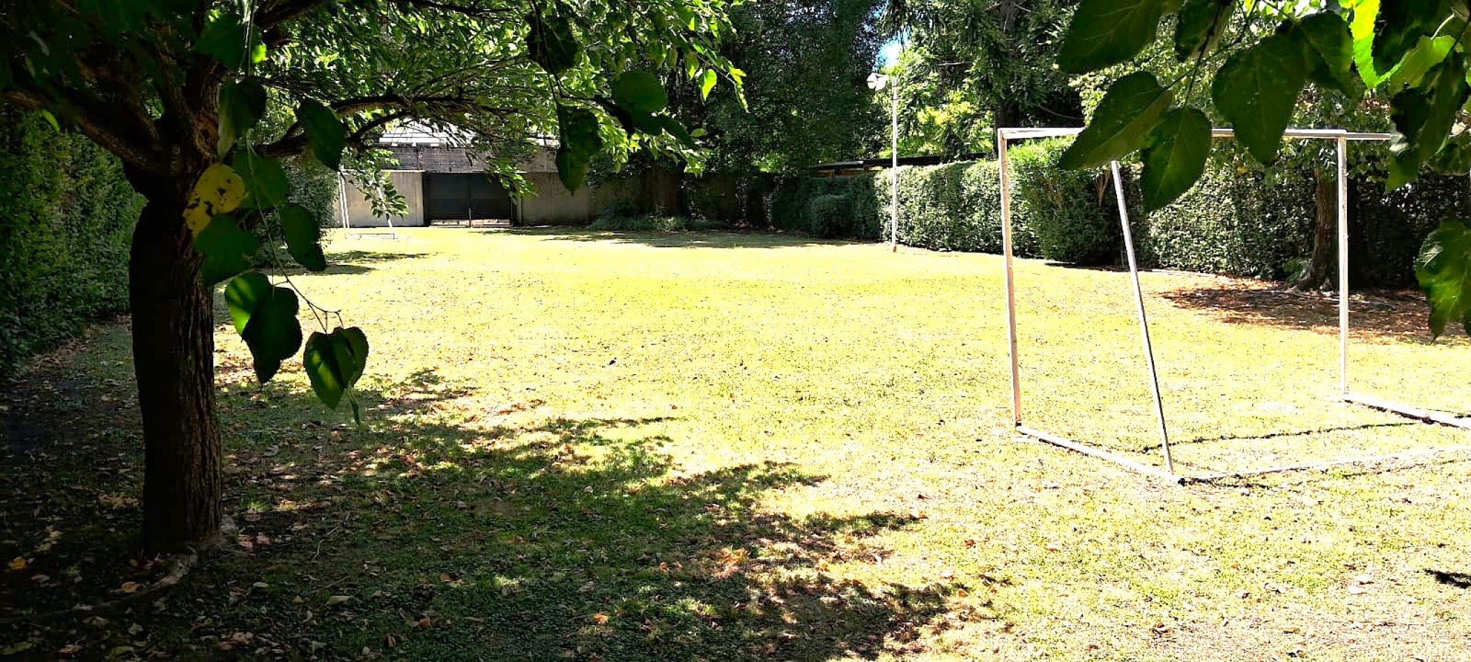 CASAQUINTA EN VENTA 2055M2.- FCO. ALVAREZ, SON TRES LOTES JUNTOS, DOS SON ADYASENTES Y UNO EN MARTILLO CON DOBLE ENTRADA