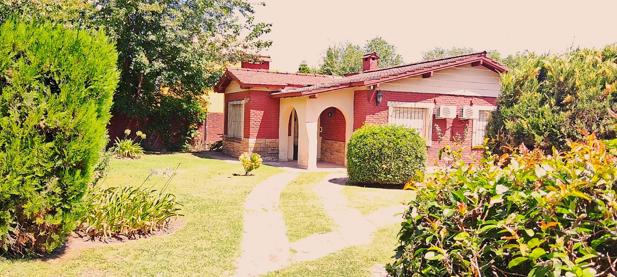 CASAQUINTA EN VENTA 2055M2.- FCO. ALVAREZ, SON TRES LOTES JUNTOS, DOS SON ADYASENTES Y UNO EN MARTILLO CON DOBLE ENTRADA