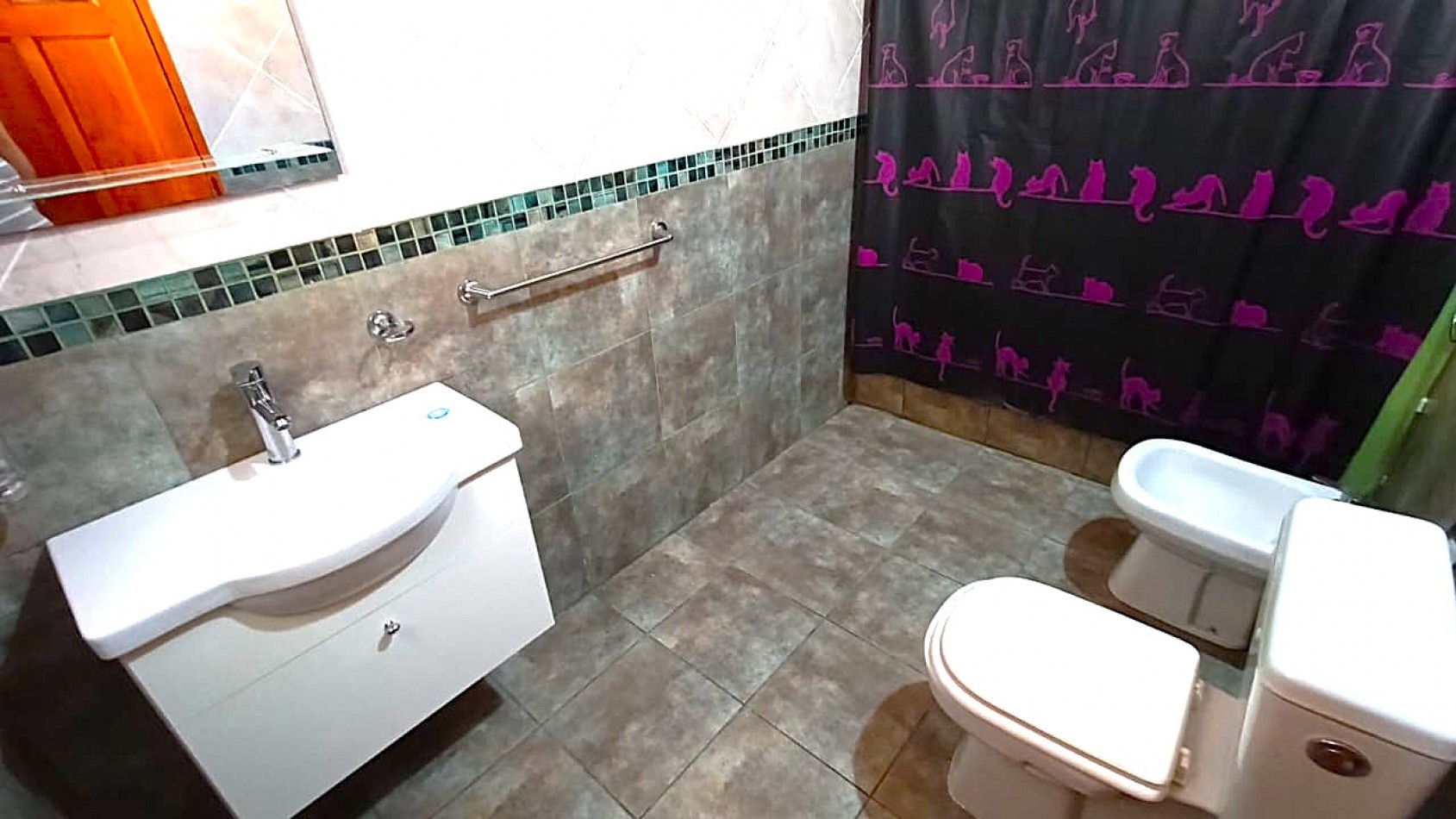 CASA QUINTA 4 AMBIENTES CON PISCINA EN LA REJA APTO CREDITO