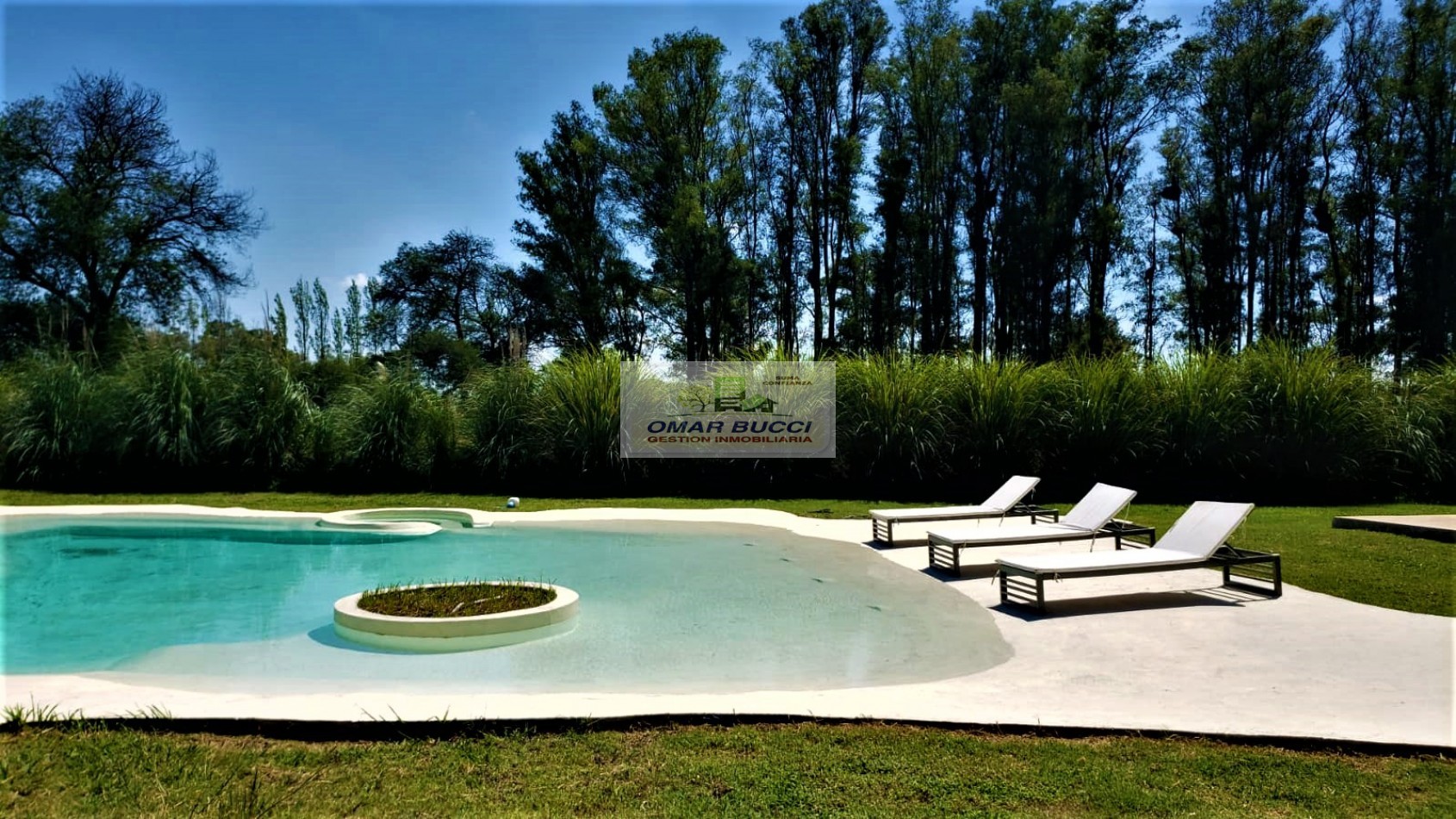 CASA/ CASA QUINTA, EN HARAS SAN PABLO, DE 5 AMBIENTES CON PILETA PERMUTARIA ESCUCHA OFERTA