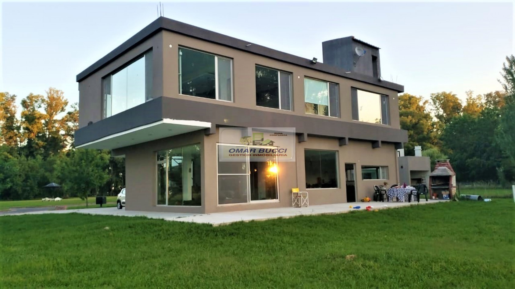 CASA/ CASA QUINTA, EN HARAS SAN PABLO, DE 5 AMBIENTES CON PILETA PERMUTARIA ESCUCHA OFERTA