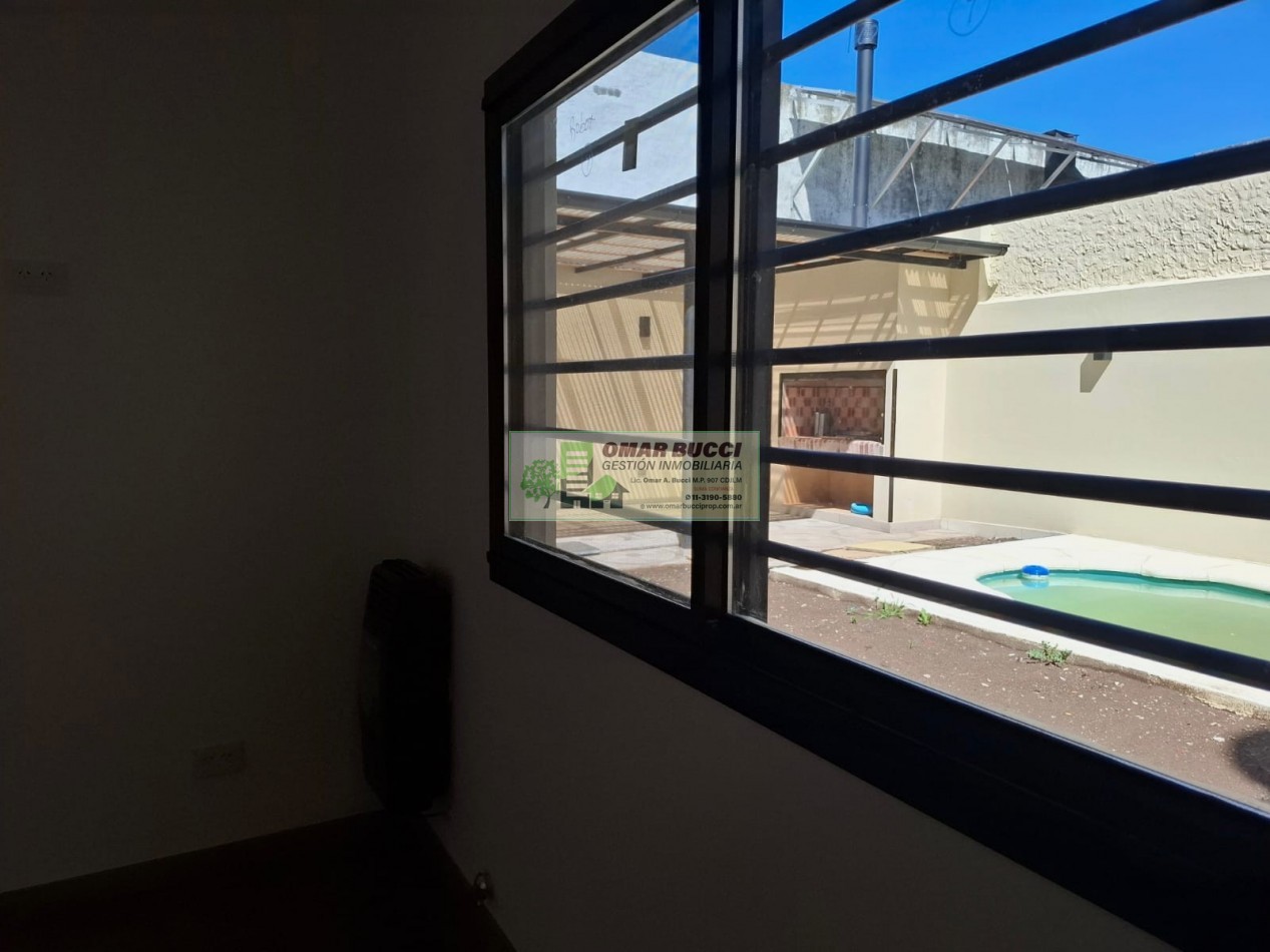 Casa de 4 Ambientes Planta Baja en Moron