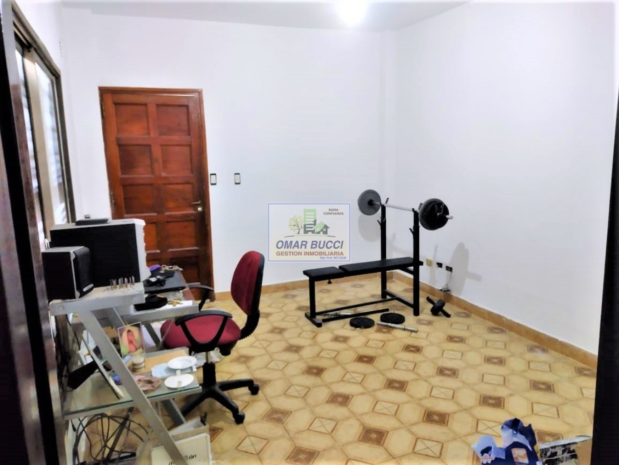 Ph/ Duplex de 3 ambiente con patio propio cochera cubierta propia y sin expensas RETASADO!