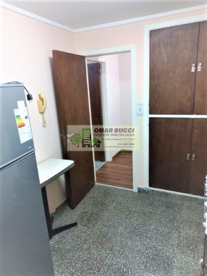 DEPARTAMENTO MUY ACOGEDOR DE DOS AMBIENTES AMPLIOS, EN INMEJORABLE UBICACION, EN LA CIUDAD DE NECOCHEA