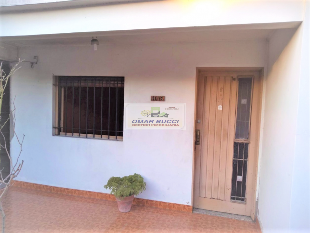 CASA DE 3 AMBIENTES SOBRE LOTE PROPIO EN SAN JUSTO