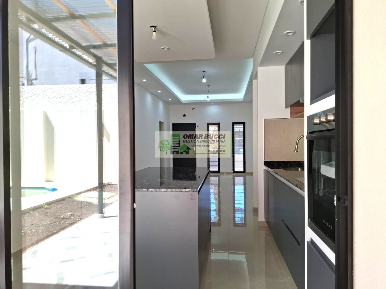 Casa de 4 Ambientes Planta Baja en Moron