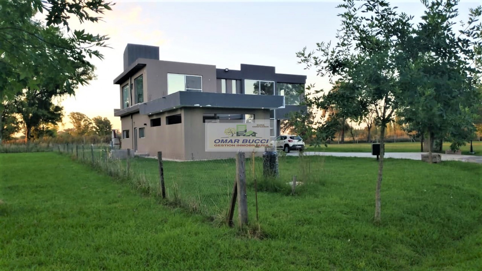 CASA/ CASA QUINTA, EN HARAS SAN PABLO, DE 5 AMBIENTES CON PILETA PERMUTARIA ESCUCHA OFERTA