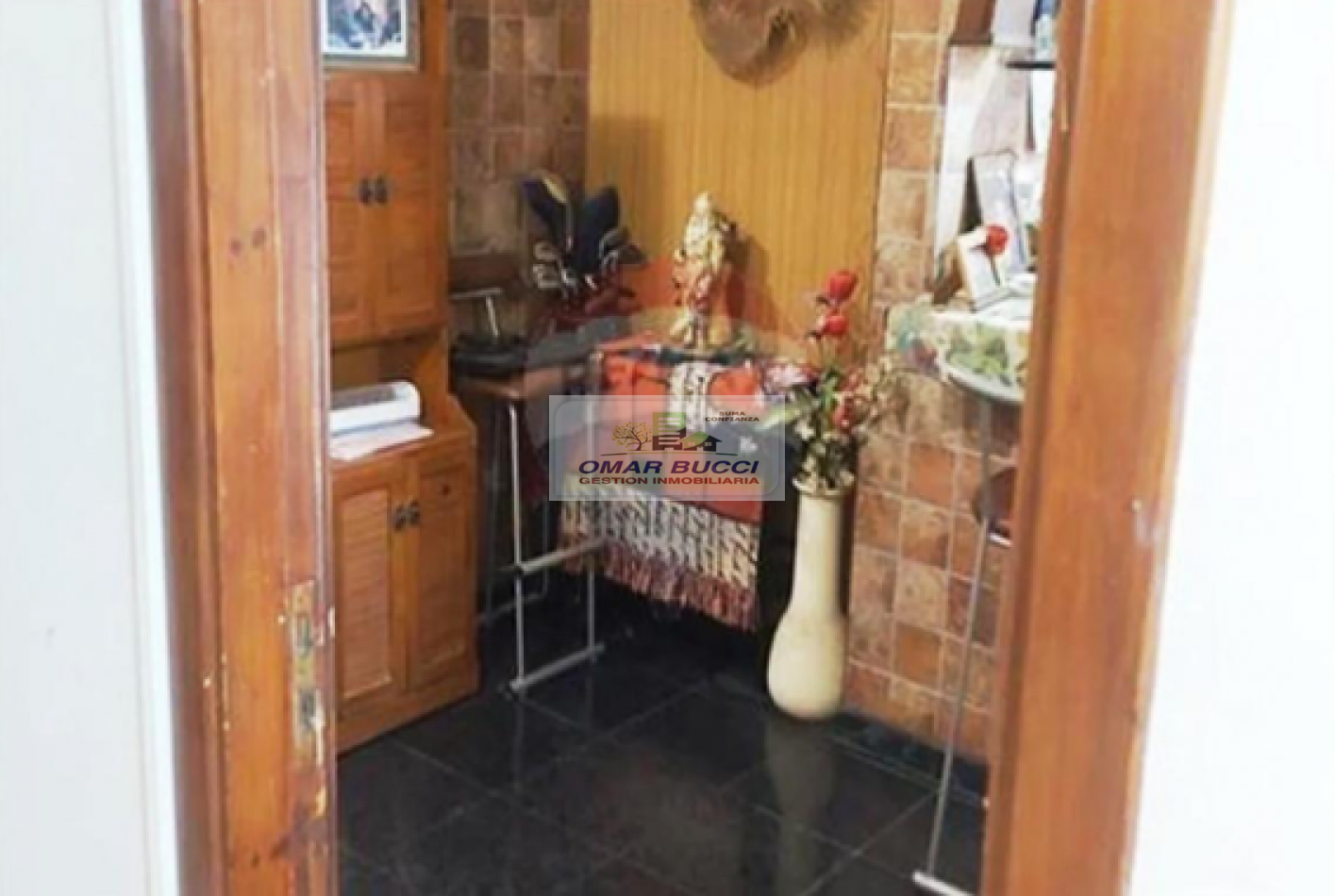 PANADERIA FUNCIONANDO CON LOCAL, MAS DOS DEPARTAMENTOS EN PLANTA ALTA DE TRES AMBIENTES, VENTA EN BLOCK EN NECOCHEA