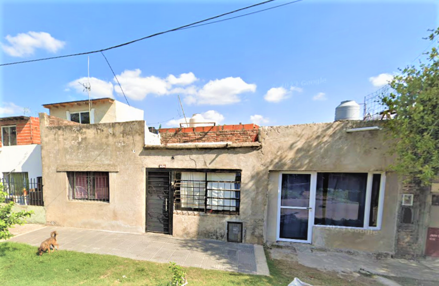LOCAL, CASA, TALLER o DEPOSITO SOBRE LOTE PROPIO EN MORON. SE VENDE CON RENTA