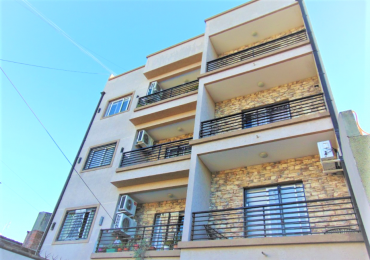DEPARTAMENTO DE 1 AMBIENTE EN LOMAS DEL MIRADOR EXCELENTE!