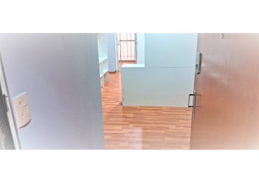 DEPARTAMENTO EN PB, EN RECOLETA, UN AMBIENTE, COCINA SEPARADA CON PATIO PROPIO DE 33 M2