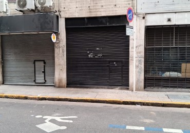 LOCAL EN EXCELENTE UBICACION EN MOSERRAT en dos plantas 